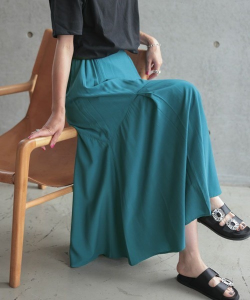 DONOBAN(ドノバン)の「ヴィンテージサテン切替スカート(スカート・レディース・ピンク/イエロー/ブルー・F)」の2枚目の写真