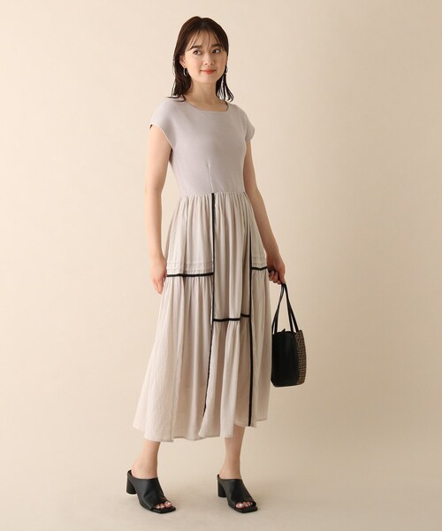 OPAQUE.CLIP（オペークドットクリップ）の「◆異素材ドッキングフレアワンピース（ワンピース・レディース・ライトグレー/ブラック・38/36）」の14枚目の写真