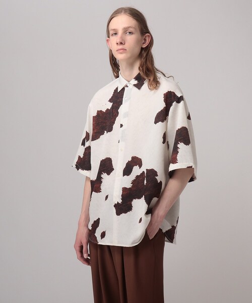 tk.TAKEO KIKUCHI(ティーケータケオキクチ)の「◆アニマルプリントオーバーシャツ(シャツ/ブラウス・メンズ・ホワイト系6/ブラック系3・01/02/03)」の2枚目の写真