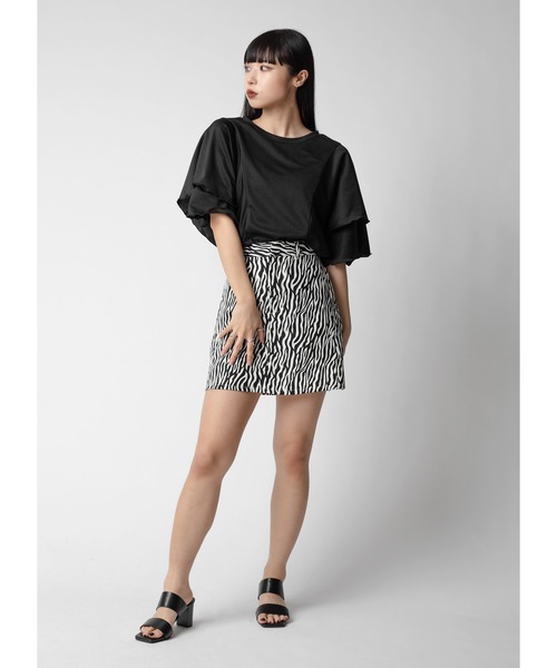 Adoon plain(アドーンプレーン)の「フリルスリーブトップス(Tシャツ/カットソー・レディース・ホワイト/ブラック/ダークブルー・FREE)」の6枚目の写真