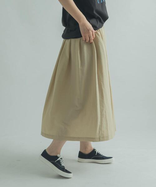 FORK&SPOON（フォークアンドスプーン）の「FORK&SPOON　タックボリュームスカート（スカート・レディース・ベージュ/パープル/グリーン系その他・1/2）」の6枚目の写真