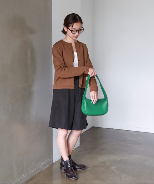 feepur（フェピュール）の「【ハンドウォッシャブル】ライトウェイトコンパクトカーディガン（カーディガン/ボレロ・レディース・ブラック/ブラウン/レッド/オフホワイト/ピンク/ブルー/グリーン・MEDIUM）」の20枚目の写真