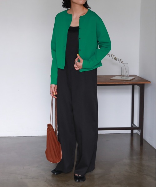 feepur（フェピュール）の「【ハンドウォッシャブル】ライトウェイトコンパクトカーディガン（カーディガン/ボレロ・レディース・ブラック/ブラウン/レッド/オフホワイト/ピンク/ブルー/グリーン・MEDIUM）」の17枚目の写真