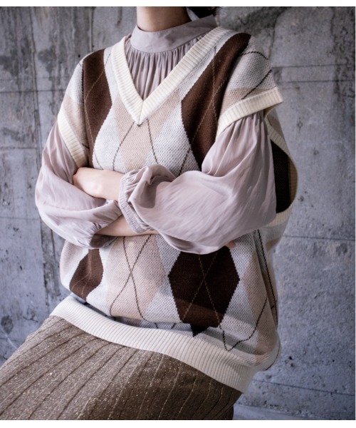 SUGGESTION(サジェッション)の「SUGGESTION レトロ総柄ジャガード ニットベスト 2022AW(ベスト・メンズ・ホワイト/ブラック/ベージュ/グリーン・M/L)」の13枚目の写真