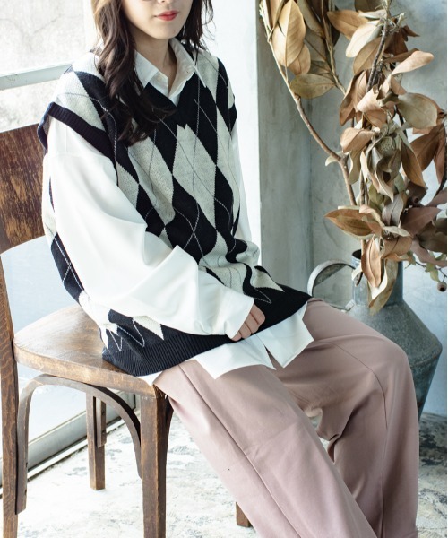 SUGGESTION(サジェッション)の「SUGGESTION レトロ総柄ジャガード ニットベスト 2022AW(ベスト・メンズ・ホワイト/ブラック/ベージュ/グリーン・M/L)」の20枚目の写真