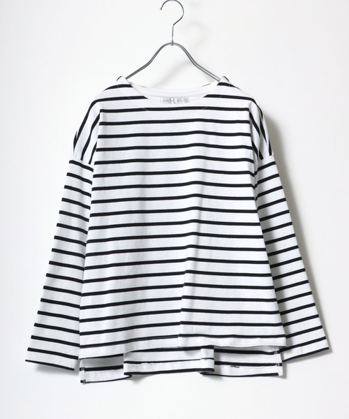Salong hameu(サロン ハミュー)の「ゆるシルエット ボートネックロンT/無地・ボーダー/長袖プルオーバー(Tシャツ/カットソー・レディース・ブラック/キャメル/ホワイト/ライトパープル/ネイビー/ホワイト×ブラック/ネイビー×ホワイト/ホワイト×パープル/ホワイト×グリーン・M/L)」の4枚目の写真