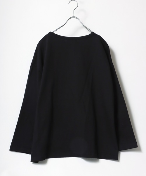 Salong hameu(サロン ハミュー)の「ゆるシルエット ボートネックロンT/無地・ボーダー/長袖プルオーバー(Tシャツ/カットソー・レディース・ブラック/キャメル/ホワイト/ライトパープル/ネイビー/ホワイト×ブラック/ネイビー×ホワイト/ホワイト×パープル/ホワイト×グリーン・M/L)」の14枚目の写真