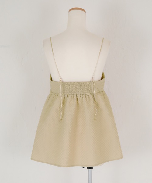 titivate(ティティベイト)の「ペプラムギャザーキャミソールトップス(キャミソール・レディース・グレイッシュベージュ/ブラウン/ブラック・S/M)」の12枚目の写真