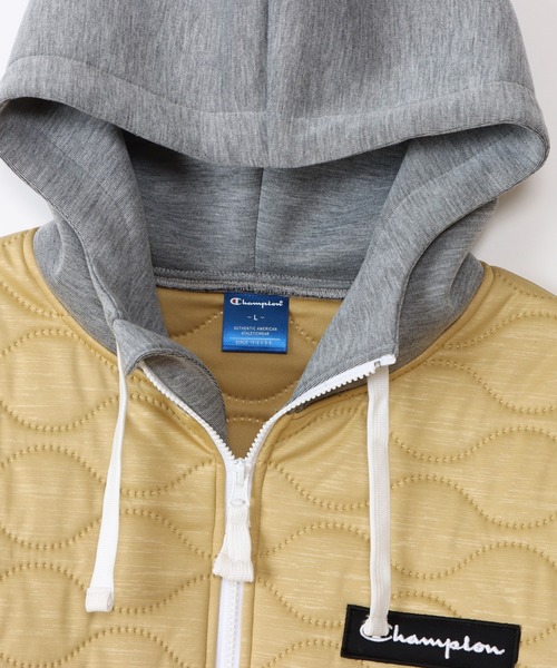 Champion(チャンピオン)の「【Champion/チャンピオン】メンズ スポーツ ジップフーデッドジャケット(その他アウター・メンズ・オリーブ/ブラック/ベージュ・X-LARGE/LARGE)」の11枚目の写真
