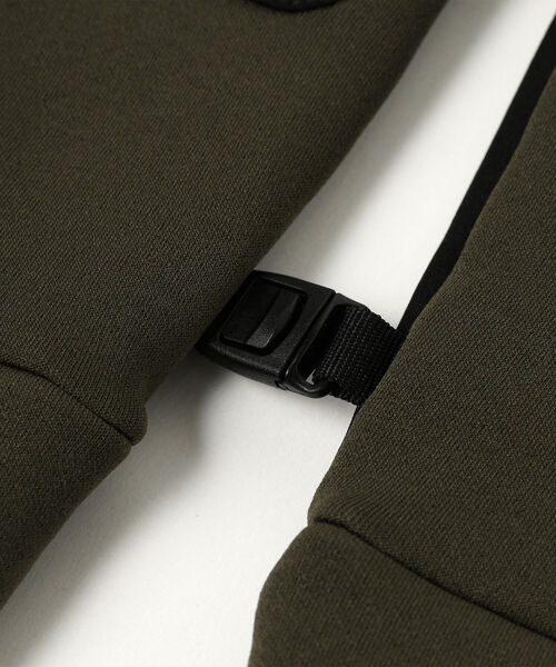 THE NORTH FACE（ザノースフェイス）の「THE NORTH FACE / Etip Glove（手袋・メンズ・ブラック/オリーブ・MEDIUM）」の9枚目の写真