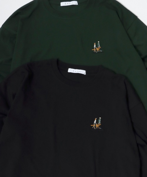 Lazar（ラザル）の「Lazar 別注 Cute Couple/Uncle Beard オーバーサイズ ワンポイント刺繍 ロングスリーブTシャツ（Tシャツ/カットソー・メンズ・ホワイト/ブラック/ダークグリーン/ベージュ/ブルー/ホワイト系その他/ブラック系その他/ベージュ系その他/グリーン系その他/ブルー系その他/ホワイト系その他2/ホワイト系その他3/ブラック系その他2/ブラック系その他3/グリーン系その他2/グリーン系その他3/ホワイト系その他4/ブラック系その他5/ブラック系その他4/ホワイト系その他5・LL/M/L）」の9枚目の写真
