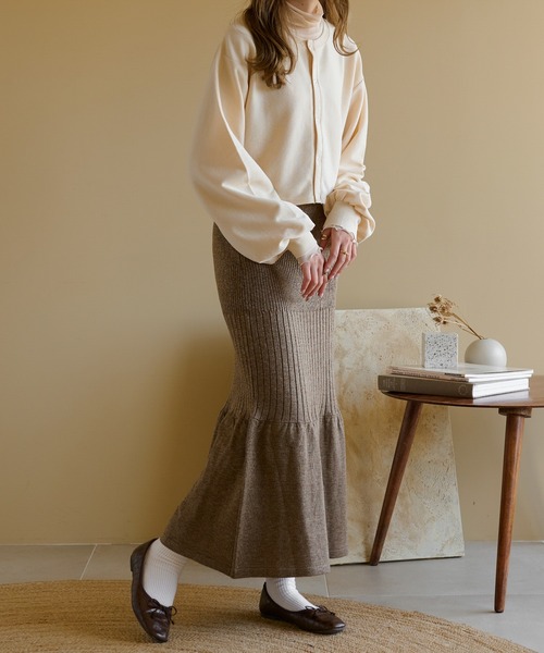 Ambre Neige（アンブルネージュ）の「リブニットマーメイドスカート／WEB/EC限定商品（スカート・レディース・ダークブラウン/アイボリー・SMALL/MEDIUM）」の9枚目の写真