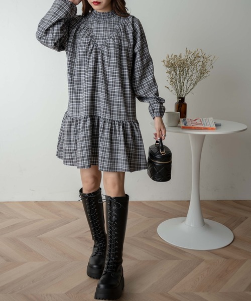 WEGO(ウィゴー)の「WEGO/シャーリングティアードチュニック(ワンピース・レディース・ブラウン系その他2/ブラック系その他2・FREE)」の17枚目の写真