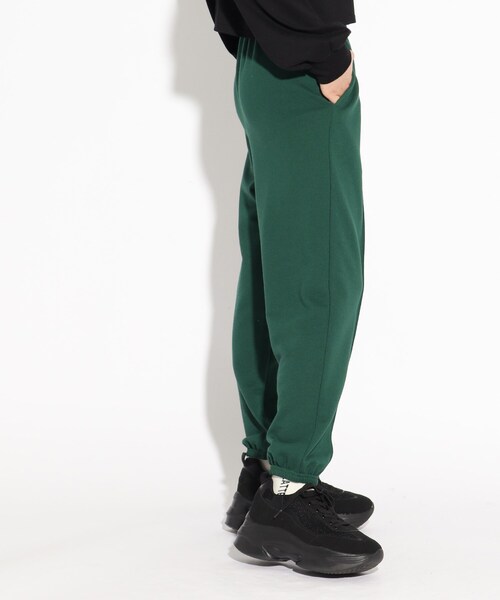 PINK-latte(ピンクラテ)の「◆【セットアップで着用可】ワンポイントロゴスウェットパンツ(その他パンツ・キッズ・ライトグレー/ダークグリーン/ブラック・15 /14/16)」の16枚目の写真