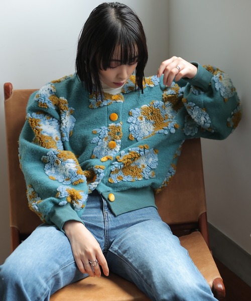 LAFFMO（ラフモ）の「フラワーボアニットカーディガン（カーディガン