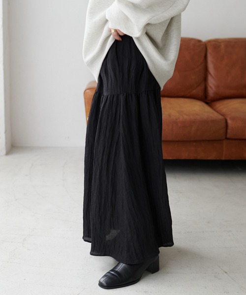 DISCOAT（ディスコート）の「WEB限定サテンワッシャーティアードスカート（スカート・レディース・ブラック/オフホワイト・FREE）」の19枚目の写真