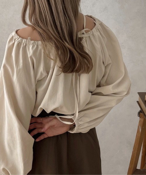 apres jour clair(アプレジュールクレア)の「【apres jour clair】2WAYギャザーブラウス【ZOZOTOWN限定アイテム】(シャツ/ブラウス・レディース・ブラウン系その他/アイボリー/ベージュ・フリー/X-LARGE)」の16枚目の写真