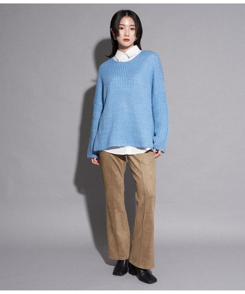 ANAP（アナップ）の「フェイクスエードフレアパンツ（その他パンツ・レディース・モカ/ブルー/グレイッシュベージュ・FREE）」の4枚目の写真