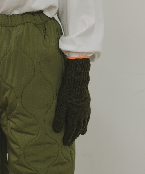 WHIMSIC（ウィムジック）の「【UNISEX】ストリングニットグローブ フルフィンガー（手袋・メンズ・グレー/チャコールグレー/オリーブ/パープル/ベージュ・FREE）」の11枚目の写真