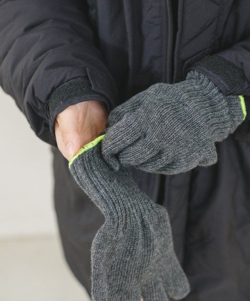 WHIMSIC（ウィムジック）の「【UNISEX】ストリングニットグローブ フルフィンガー（手袋・メンズ・グレー/チャコールグレー/オリーブ/パープル/ベージュ・FREE）」の7枚目の写真