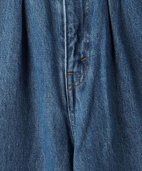 BEAUTY&YOUTH UNITED ARROWS（ビューティーアンドユースユナイテッドアローズ）の「タックフレア デニムパンツ -ウォッシャブル-（デニムパンツ・レディース・ブラック/コバルトブルー・S/M）」の19枚目の写真