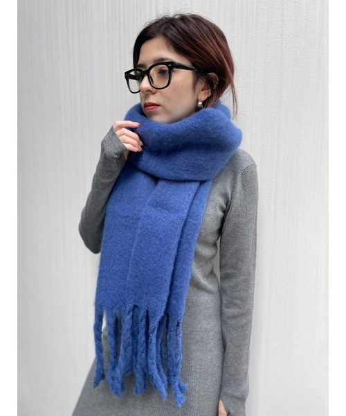 ENVYM（アンビー）の「ボリュームマフラー（マフラー・レディース・ブルー/ブラック/グリーン/チェック・FREE）」の7枚目の写真