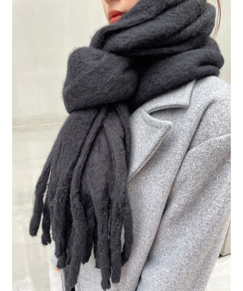 ENVYM（アンビー）の「ボリュームマフラー（マフラー・レディース・ブルー/ブラック/グリーン/チェック・FREE）」の8枚目の写真