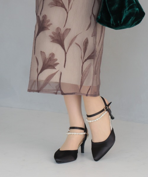 jurer（ジュレ）の「2WAYサテンパールストラップパンプス（パンプス・レディース・ブラック/シルバー/ベージュ・S/M/L/LL）」の13枚目の写真