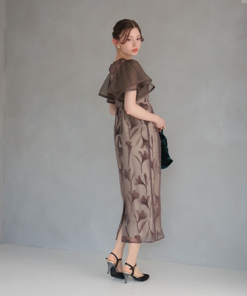 jurer（ジュレ）の「2WAYサテンパールストラップパンプス（パンプス・レディース・ブラック/シルバー/ベージュ・S/M/L/LL）」の4枚目の写真