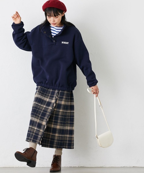 Le temps riche(ルタンリッシュ)の「バスクボーダーロングスリーブTシャツ<Le temps riche>(Tシャツ/カットソー・レディース・ホワイト×ブルー/ホワイト×ネイビー/ホワイト×レッド・M/L/LL)」の19枚目の写真