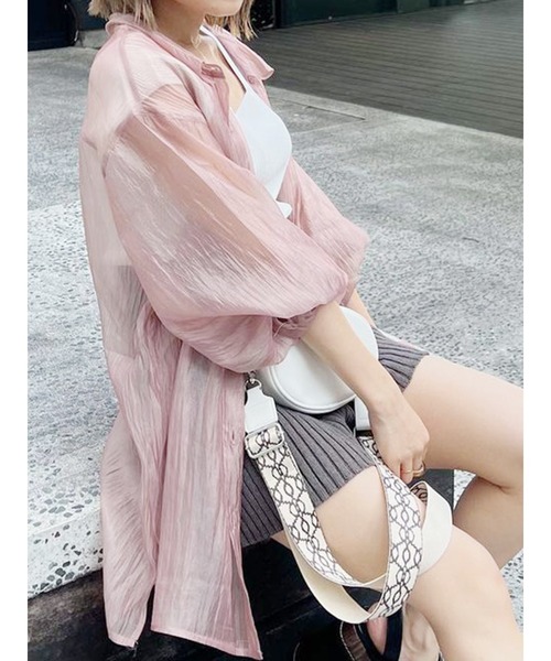 MURUA(ムルーア)の「シアーシャイニーボリュームシャツ(シャツ/ブラウス・レディース・ホワイト/グレー/ブラック/ピンク/ブルー/ブラウン・FREE)」の6枚目の写真