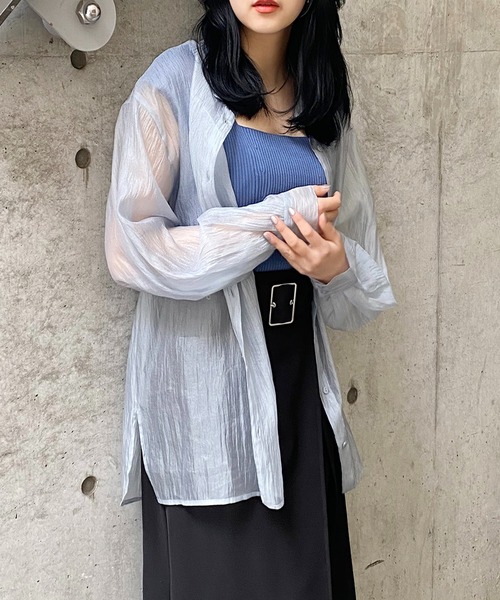 MURUA(ムルーア)の「シアーシャイニーボリュームシャツ(シャツ/ブラウス・レディース・ホワイト/グレー/ブラック/ピンク/ブルー/ブラウン・FREE)」の5枚目の写真