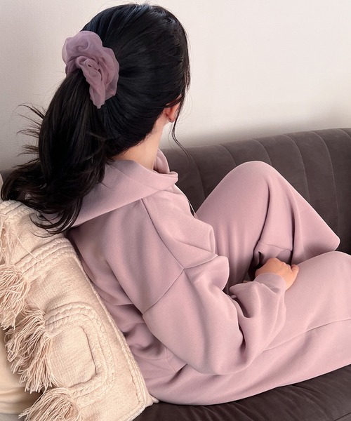 Mysa&Liina(ミーサリーナ)の「yuririn*コラボ パーカー×ロングパンツセット(ルームウェア/パジャマ・レディース・チャコールグレー/ピンクベージュ/サックスブルー/ベージュ・M/L)」の16枚目の写真