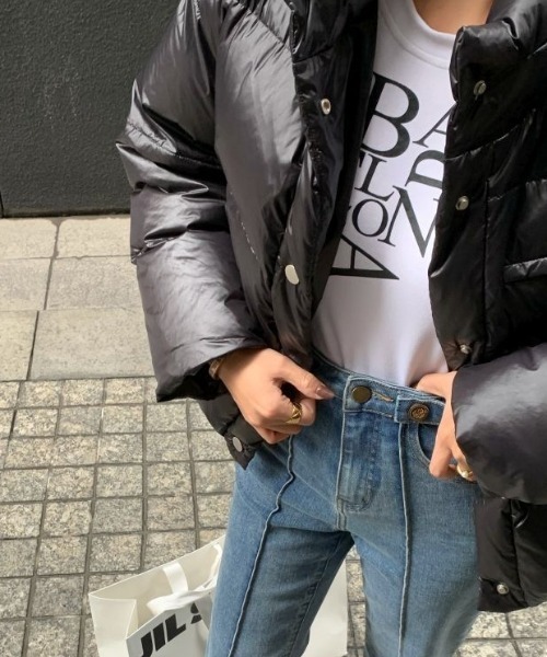 Vipoa(ヴィポア)の「フロントロゴTシャツ(Tシャツ/カットソー・レディース・ブラック/ホワイト・FREE)」の5枚目の写真