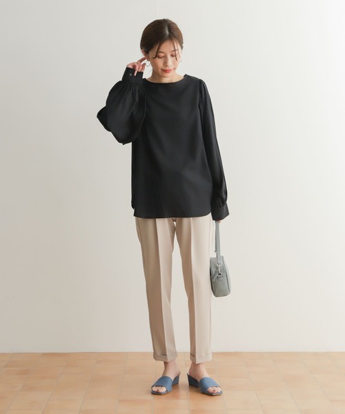 URBAN RESEARCH DOORS（アーバンリサーチドアーズ）の「ボリュームスリーブチュニックブラウス（シャツ/ブラウス・レディース・イエロー/オフホワイト/ブラック・MEDIUM）」の22枚目の写真