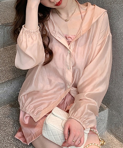 DAY CLOSET(デイ クローゼット)の「レディース フード付きシアーボタンシフォンパーカー(シャツ/ブラウス・レディース・コーラルピンク/スモークピンク/ベージュ・ONE SIZE)」の4枚目の写真