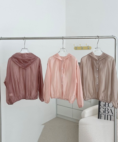 DAY CLOSET(デイ クローゼット)の「レディース フード付きシアーボタンシフォンパーカー(シャツ/ブラウス・レディース・コーラルピンク/スモークピンク/ベージュ・ONE SIZE)」の5枚目の写真