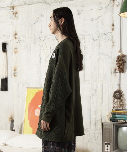 STOF(ストフ)の「STOF/ストフ/Queen Save The Woven Pullover(スウェット・メンズ・ブラック/カーキ・MEDIUM/SMALL)」の3枚目の写真