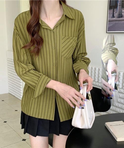 LADY LIKE(レディライク)の「マルチストライプレギュラーシャツ(シャツ/ブラウス・レディース・ホワイト/グリーン/ベージュ・M)」の3枚目の写真
