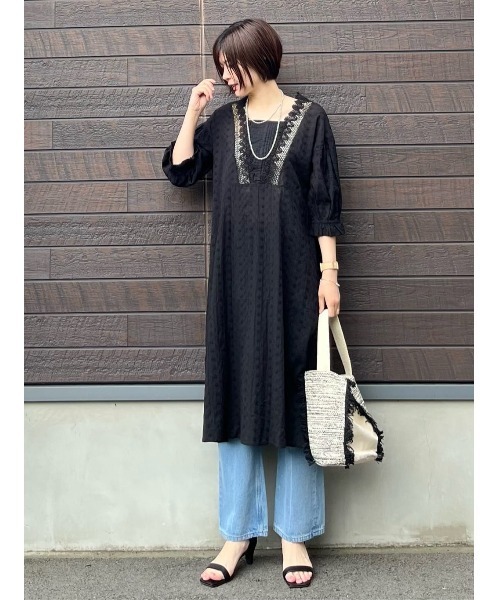 Green　Parks（グリーンパークス）の「I　胸元レース7分袖ワンピース（ワンピース・レディース・ブラック/オフホワイト・FREE）」の6枚目の写真