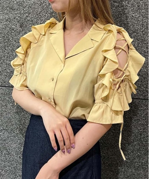 axes femme(アクシーズファム)の「レースアップフリル袖ブラウス(シャツ/ブラウス・レディース・イエロー/ホワイト/ブラック・FREE)」の3枚目の写真