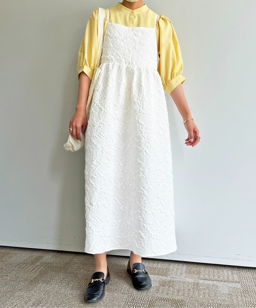 CPCM（シーピーシーエム）の「大柄エンボスギャザー切替キャミワンピース（ワンピース・レディース・オフホワイト/サックスブルー/ブラック・FREE）」の4枚目の写真