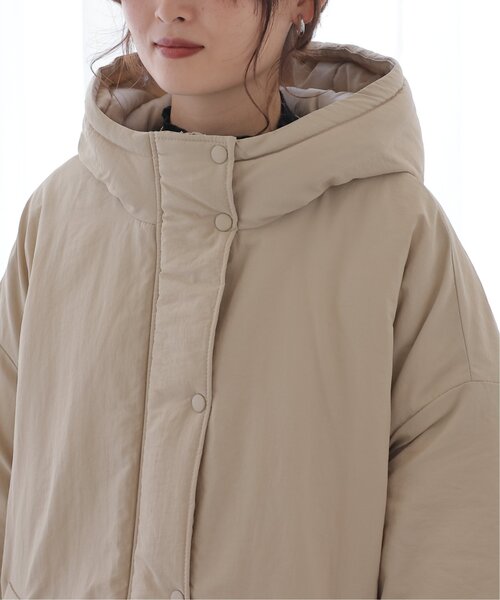 frames RAY CASSIN(フレームスレイカズン)の「モンスターパーカー(ダウンジャケット/コート・レディース・ベージュ/ブラック・FREE)」の15枚目の写真