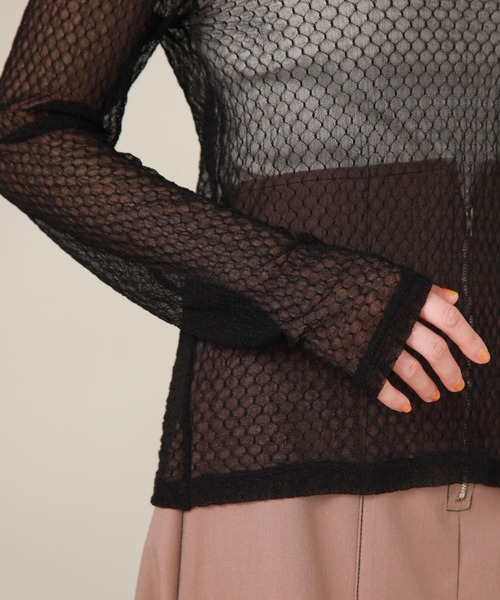 archives(アルシーヴ)の「チュールレースロゴ刺繍TOPS(Tシャツ/カットソー・レディース・ブラック/オフホワイト・MEDIUM)」の20枚目の写真