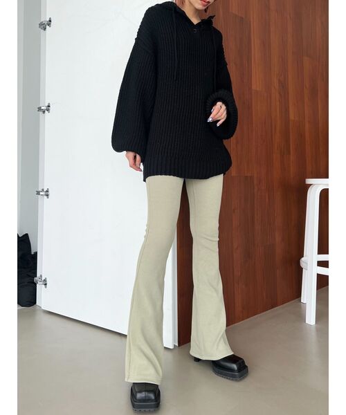 EMODA（エモダ）の「ストレッチリブパンツ（その他パンツ・レディース・グリーン/ブラウン/ブラック・SMALL/MEDIUM）」の17枚目の写真