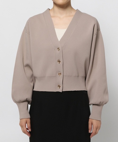mysty woman（ミスティウーマン）の「トグルボタンVネックカーディガン　976658（カーディガン/ボレロ・レディース・オレンジ/グリーン/ブラック/グレイッシュベージュ・FREE）」の12枚目の写真