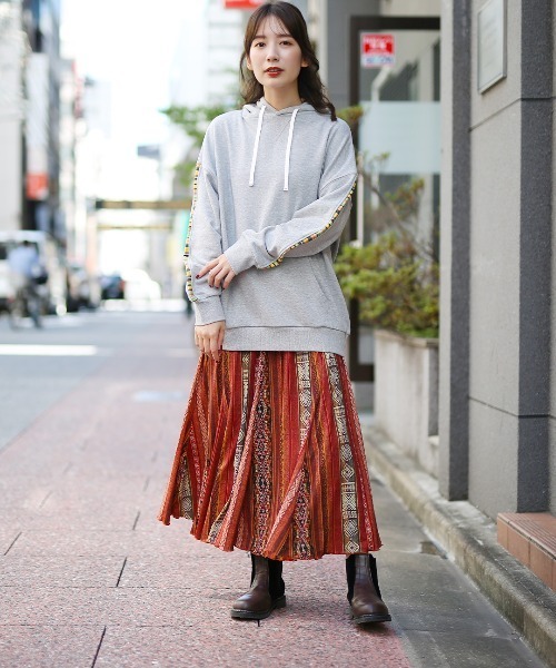 チチカカ（チチカカ）の「ジャカードスウェットプルパーカー（パーカー・レディース・アイボリー/グレー/ブラック・FREE）」の6枚目の写真