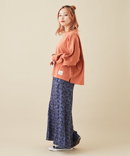 CUBE SUGAR（キューブシュガー）の「花柄プリントイージーマーメイドスカート（スカート・レディース・ブラック/ネイビー/ブラウン・M）」の14枚目の写真