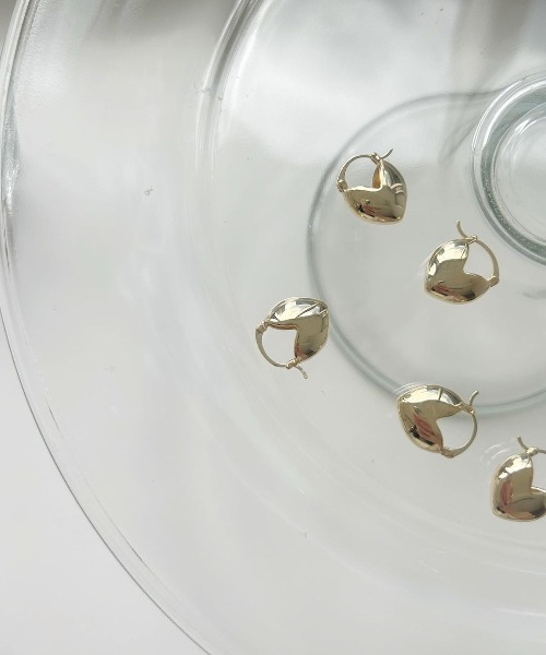 flower（フラワー）の「チャビーハートピアス（ピアス（片耳用）・レディース・ゴールド・FREE）」の9枚目の写真