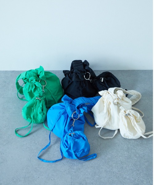 La win d（ラウィンダ）の「ダブル巾着ショルダーバッグ（ショルダーバッグ・レディース・ブラック/ホワイト/グリーン/ブルー・FREE）」の15枚目の写真